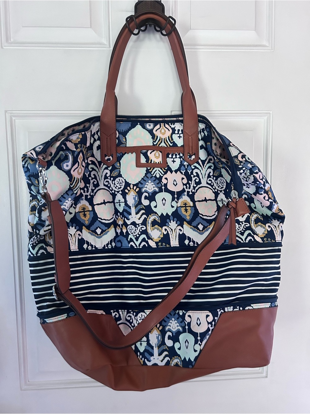Stella & Dot Navy Patterned Canvas Travel Tote with Brown Trim